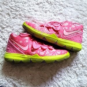 Kyrie 5 Nike SpongeBob Patrick